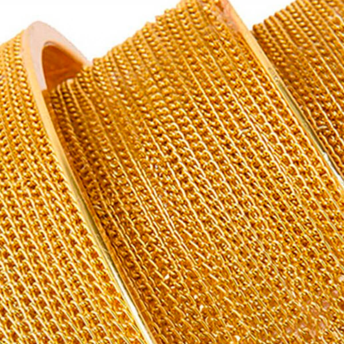 Nordic-postmodern-bedroom-tassel-aluminum-chain-table-lamp-texture | Sofary