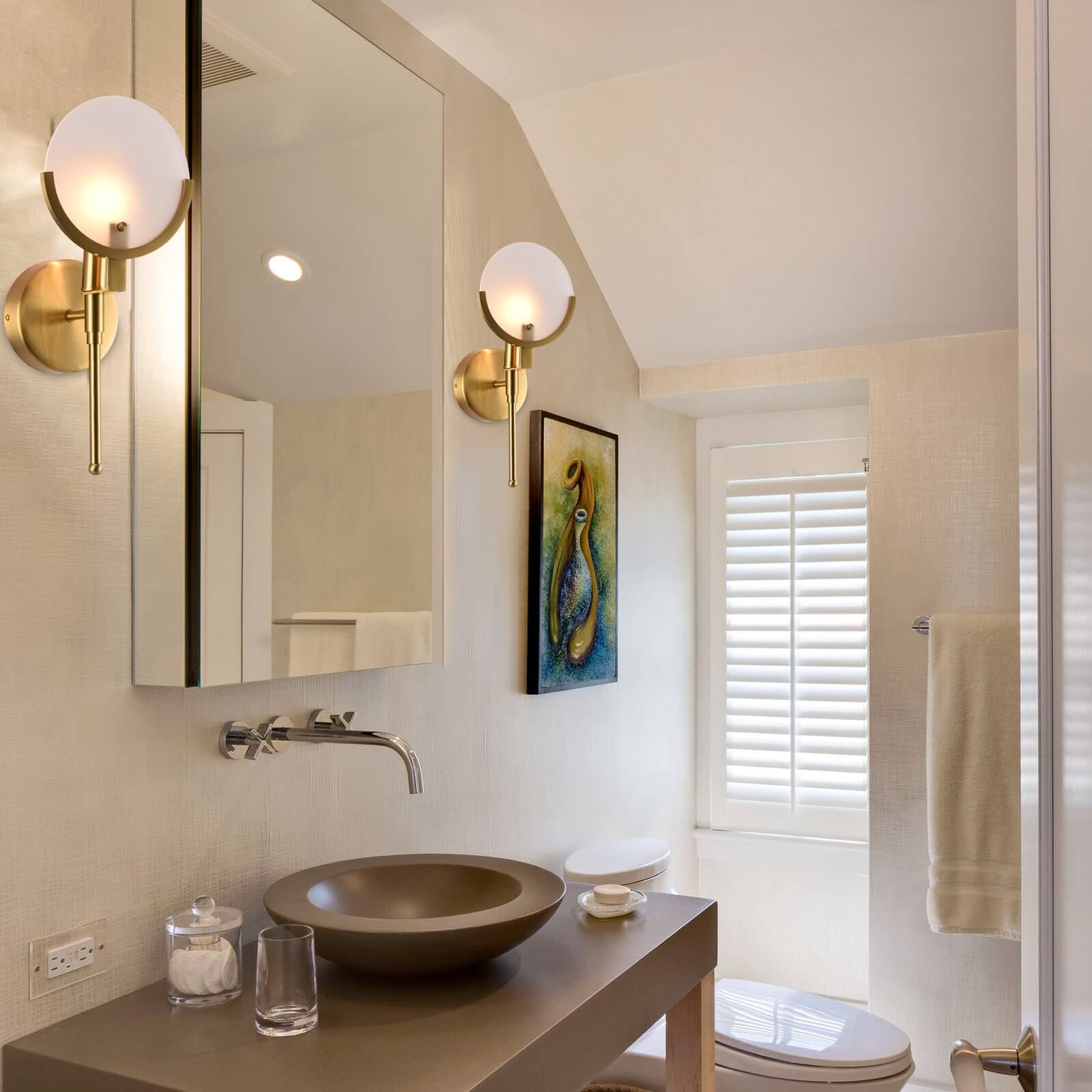 Modern-Brass-Body-Round-Shape-Crystal-Wall-Light-Bathroom
